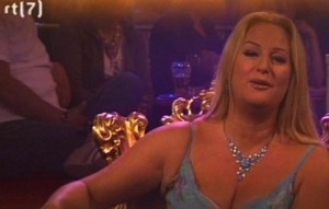 In juni 2006 valt het doek voor de klassieker Nachtsuite. Christine van der Horst presenteerde het acht jaar lang.